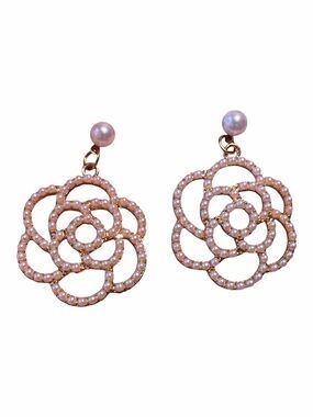 Delicate Pink Pearl Rose Drop Earrings